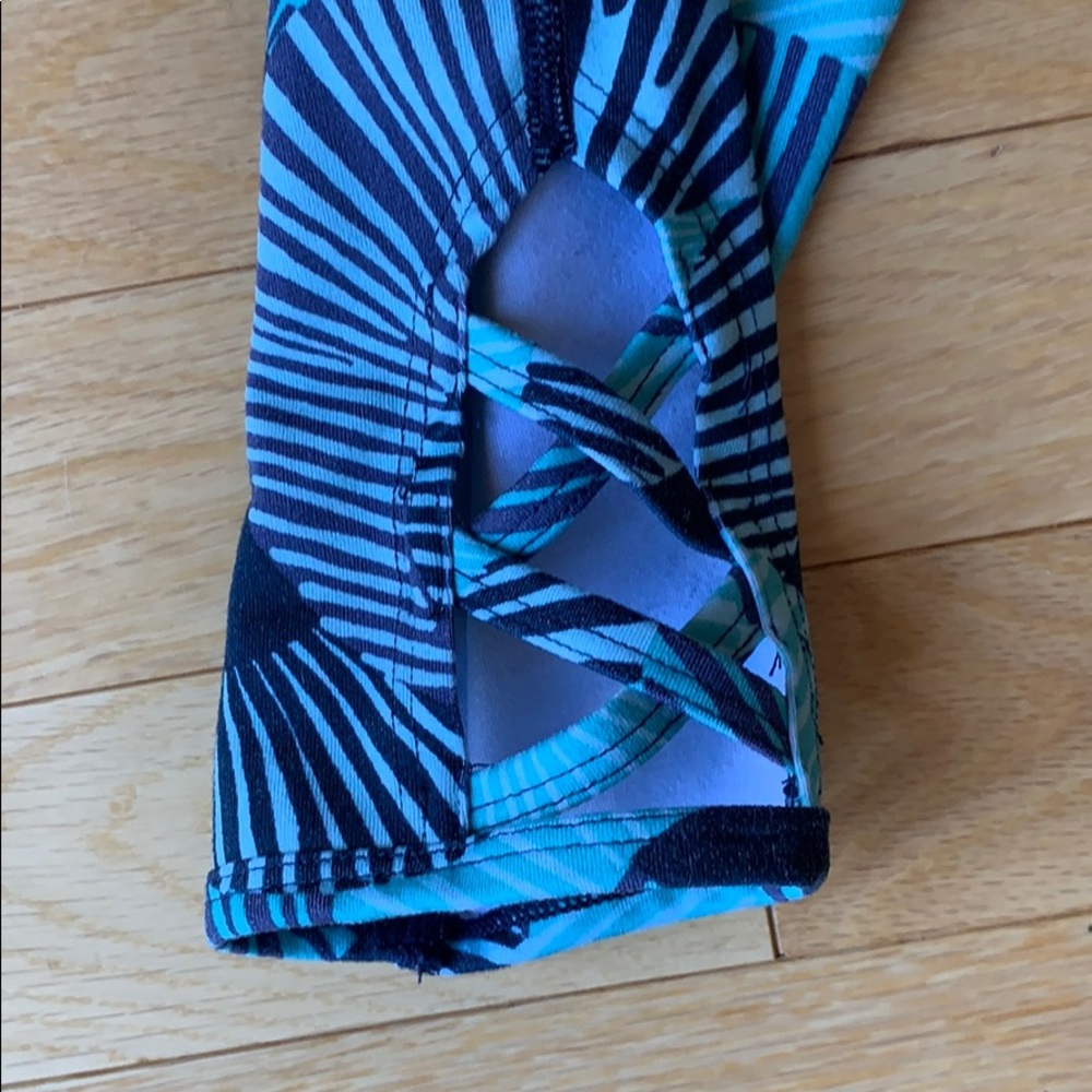 AERIE chill play move blue and green leggings XS - Picture 4 of 4